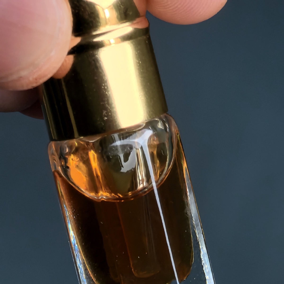 Natuurlijke pure Agarwood ethe - Sandalwood Perfume Oil recensie en prijs